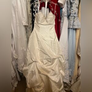 Size 6 wedding dress
